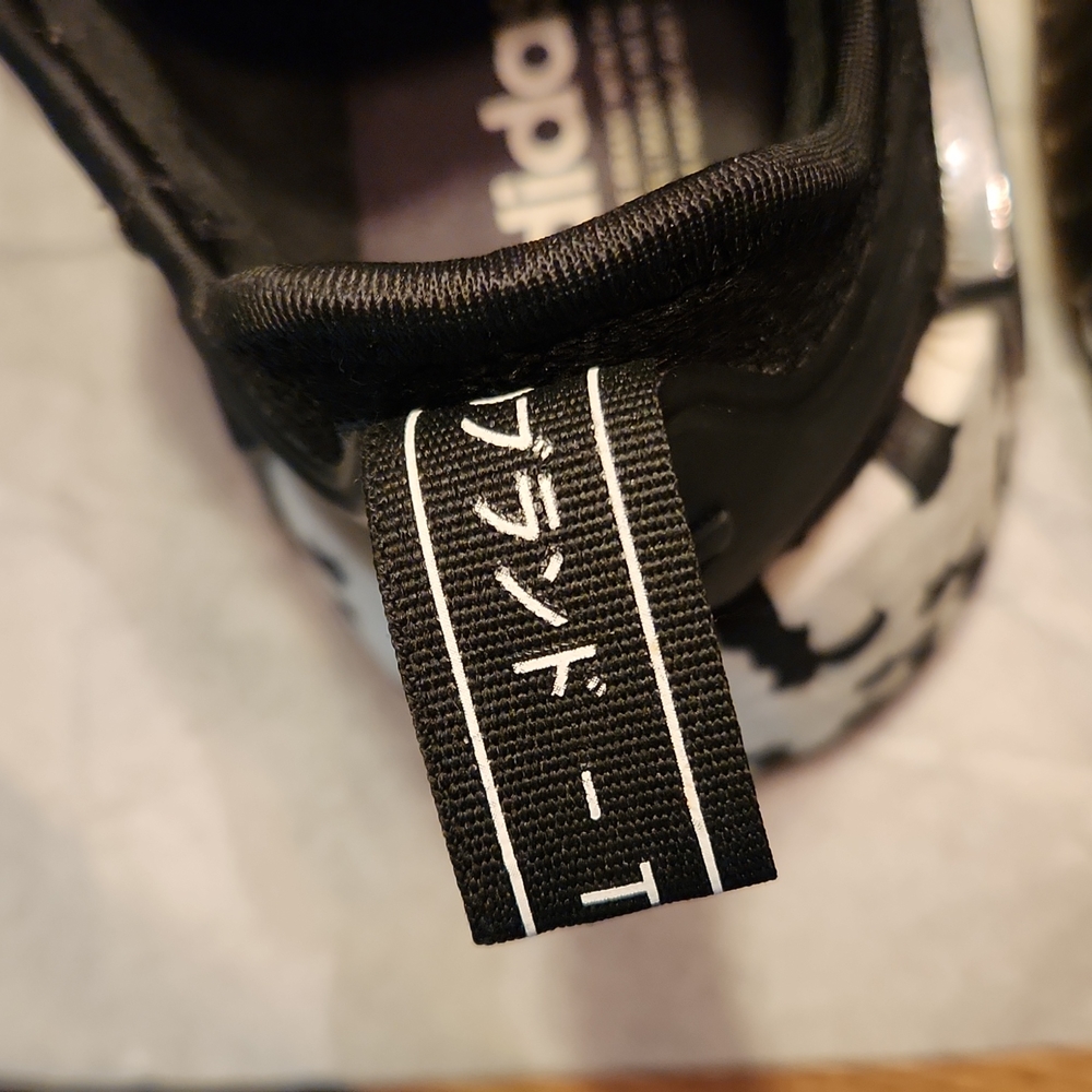 COPY - Adidas LA Marque sz 7 - Picture 9 of 12